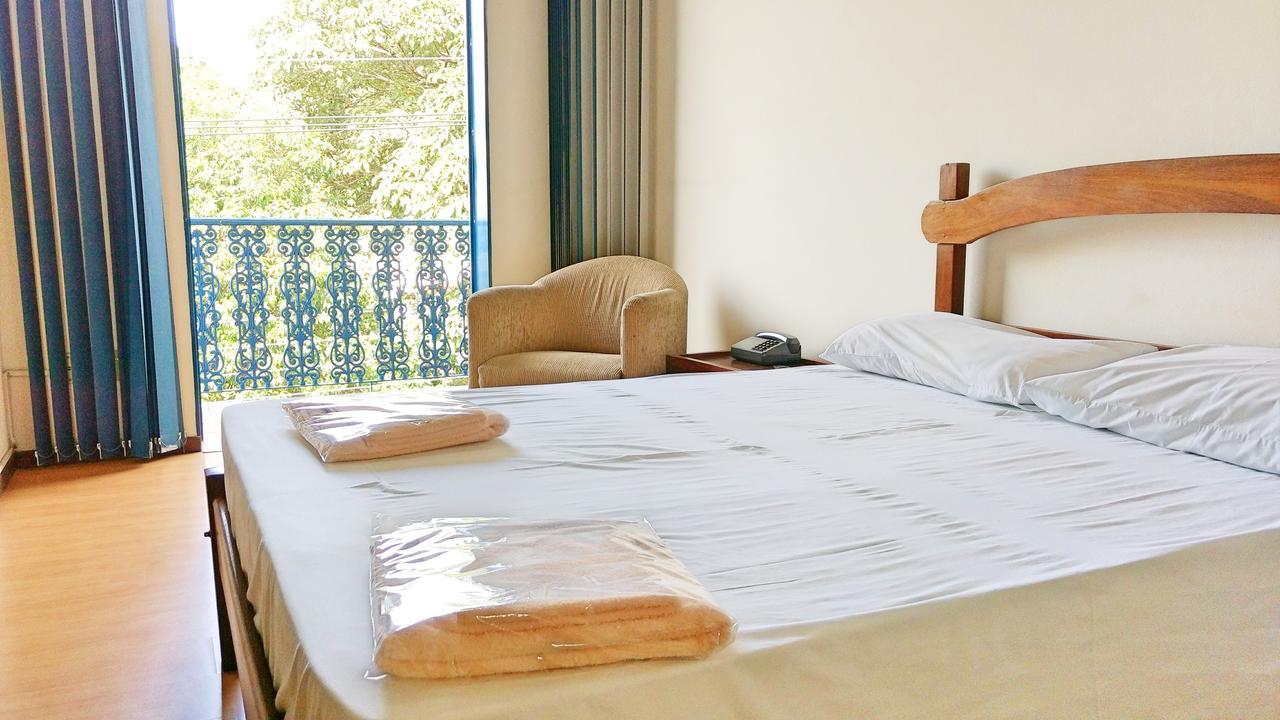 Hotel Vila Mineira Oliveira Kültér fotó